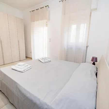 Ermes Deluxe - Lungomare - Baia - Lido - By Click Salento شقة *